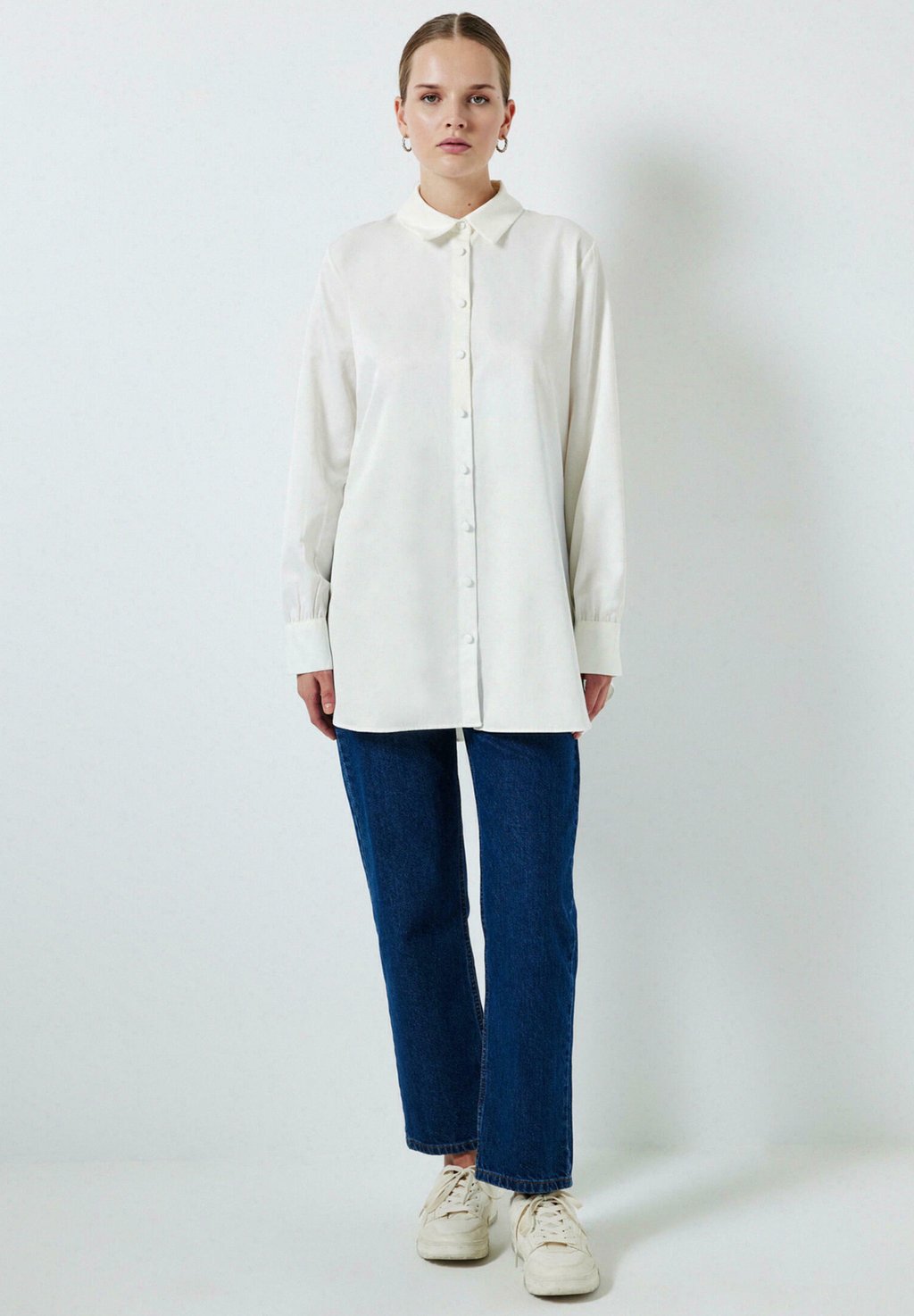 Блузка на пуговицах FRILL Touché Privé, бежевый 
Блузка на пуговицах FRILL Touché Privé, бежевый