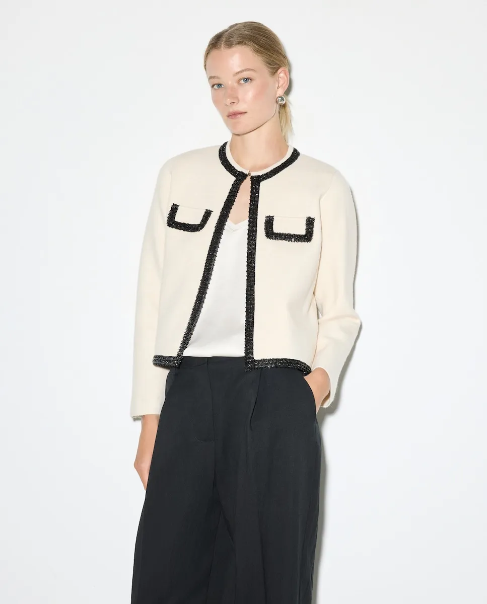 Однотонная короткая женская куртка Woman El Corte Inglés, экрю
Однотонная короткая женская куртка Woman El Corte Inglés, экрю