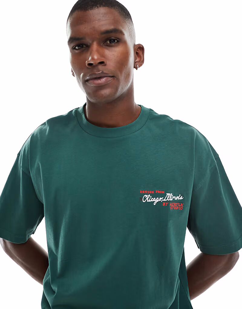 Футболка свободного кроя ASOS DESIGN зеленого цвета с текстовой графикой 
Футболка свободного кроя ASOS DESIGN зеленого цвета с текстовой графикой