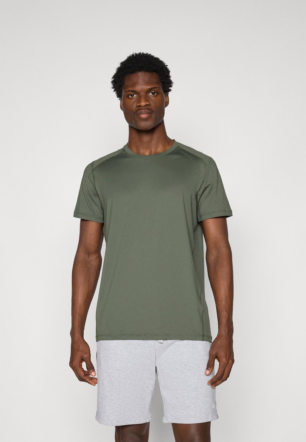 Базовая футболка ATHLETIC Björn Borg, хаки
Базовая футболка ATHLETIC Björn Borg, хаки