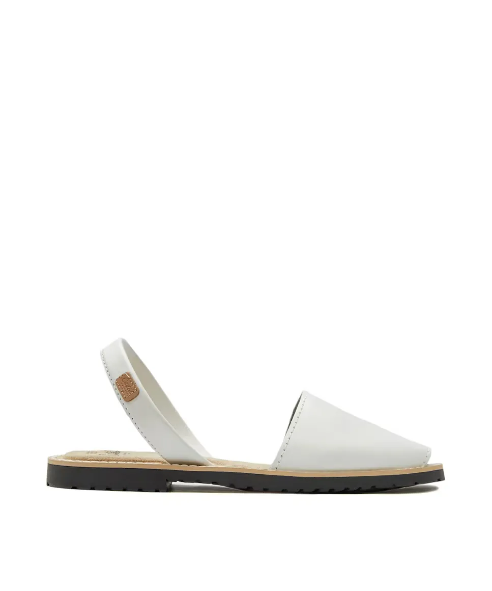 Белые кожаные сандалии Menorcan унисекс CASTELL MENORCA, белый
Белые кожаные сандалии Menorcan унисекс CASTELL MENORCA, белый