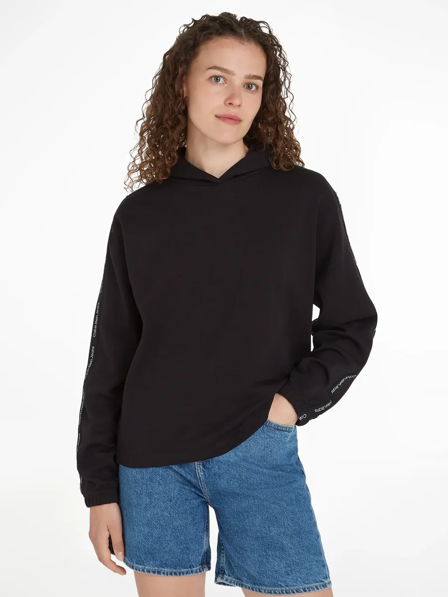 Толстовка Calvin Klein Jeans с капюшоном "LOGO ELASTIC HOODIE" и надписью-логотипом, цвет Ck Black
Толстовка Calvin Klein Jeans с капюшоном "LOGO ELASTIC HOODIE" и надписью-логотипом, цвет Ck Black