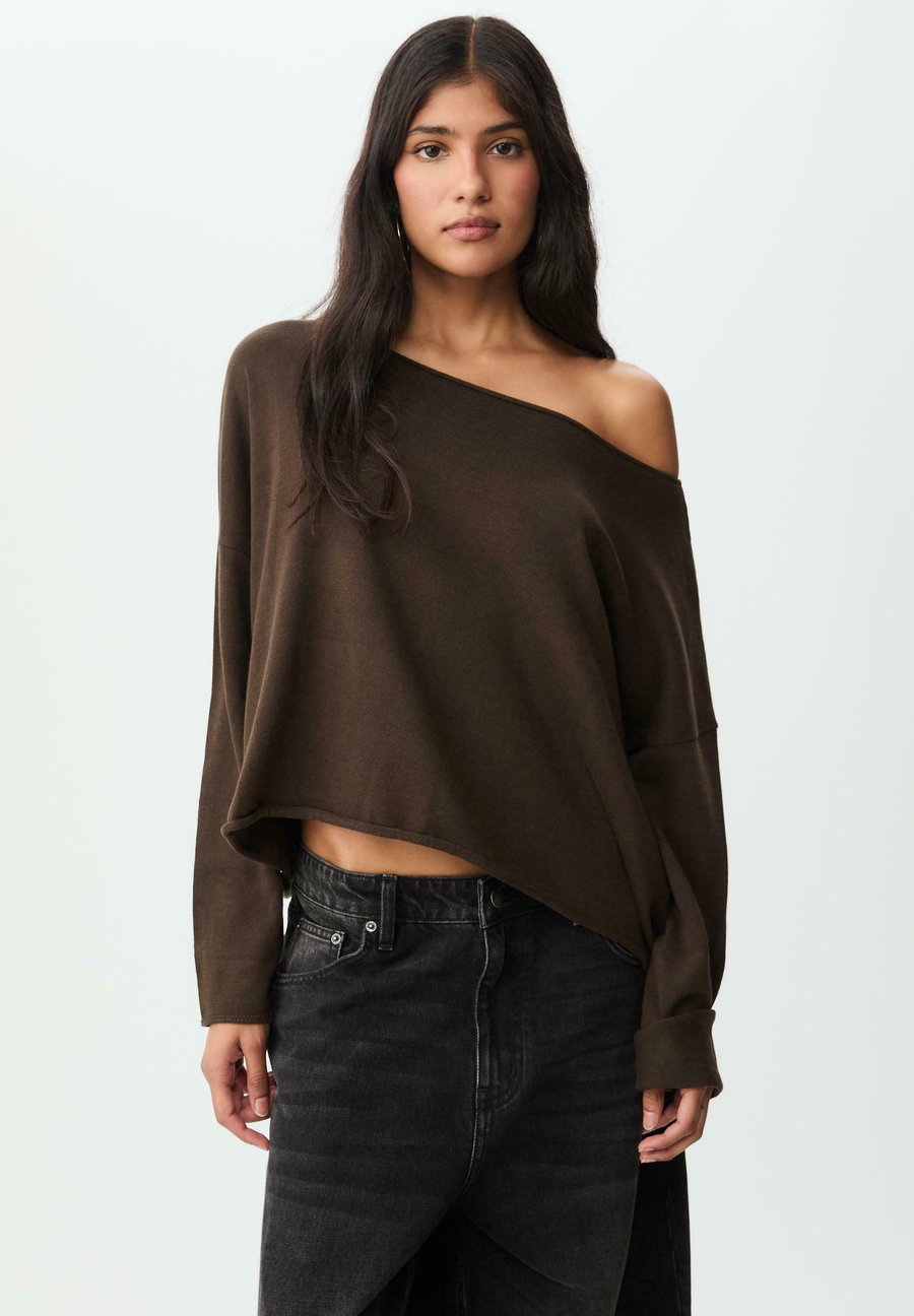 Джемпер Stradivarius Jumper, Dark Brown
Джемпер Stradivarius Jumper, Dark Brown