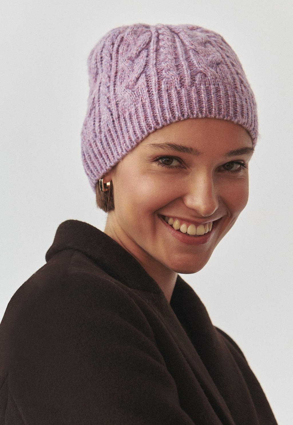 Шапка RIFA TATUUM, фиолетовый
Шапка RIFA TATUUM, фиолетовый