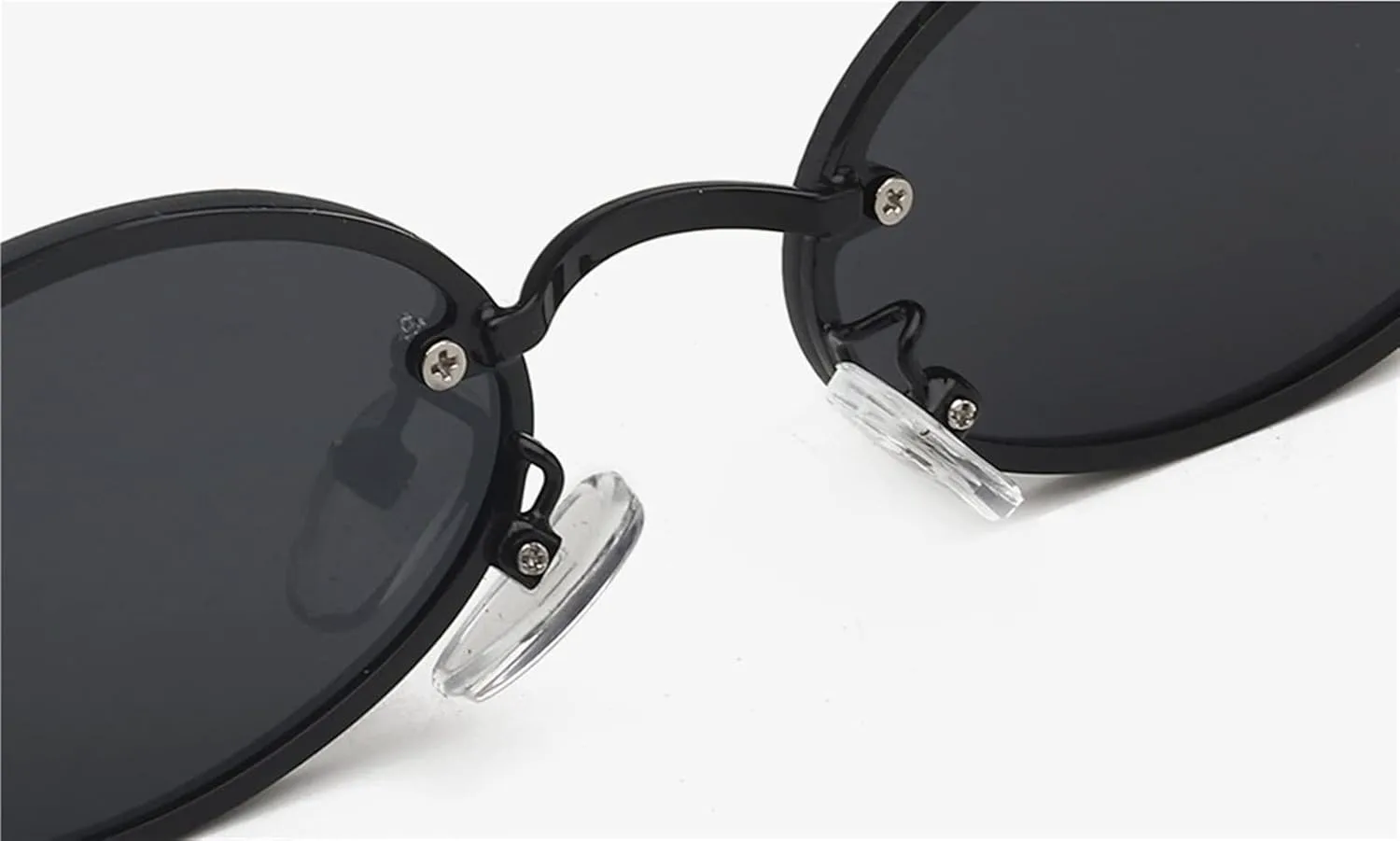 Мужские солнцезащитные очки в маленькой оправе для активного отдыха на природе, отпуска, поездок на работу, женские декоративные солнцезащитные очки Generic, Black
Мужские солнцезащитные очки в маленькой оправе для активного отдыха на природе, отпуска, поездок на работу, женские декоративные солнцезащитные очки Generic, Black