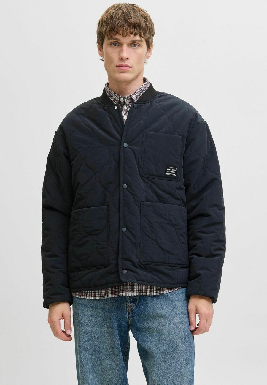 Куртка Jack & Jones Light jacket, Black/Dark Blue
Куртка Jack & Jones Light jacket, Black/Dark Blue