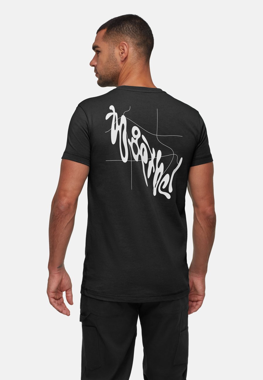 Футболка Mammut MASSONE TOGETHER, Black
Футболка Mammut MASSONE TOGETHER, Black