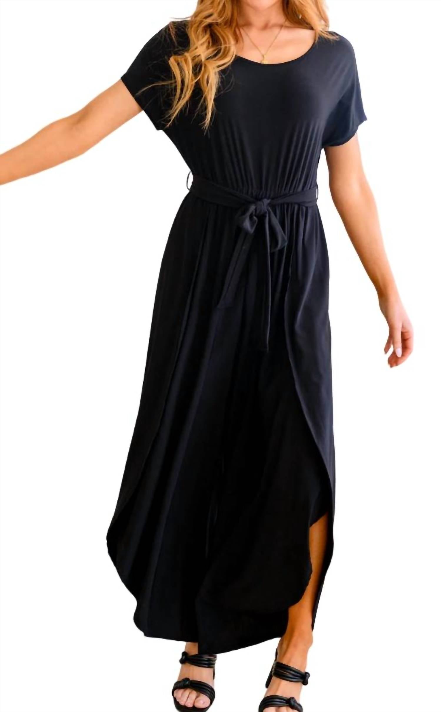 Удобный и классный комбинезон черного цвета White Birch
Удобный и классный комбинезон черного цвета White Birch