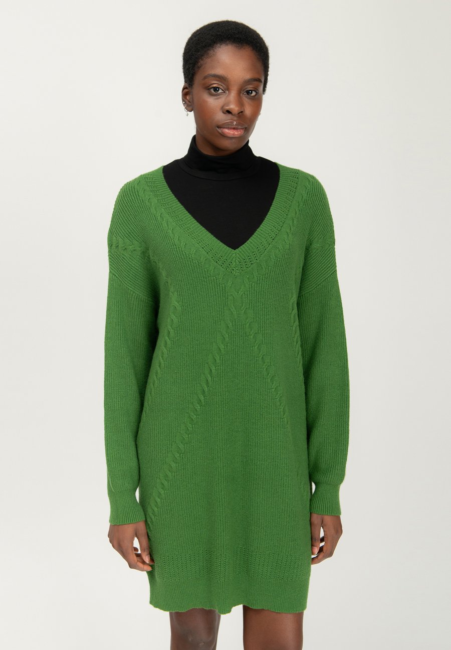 Джемпер INFLUENCER V-NECK, Pistachio/Green
Джемпер INFLUENCER V-NECK, Pistachio/Green