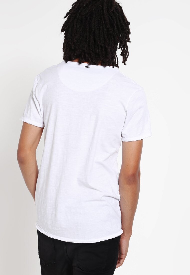 Базовая футболка BREAD NEW Key Largo, белый
Базовая футболка BREAD NEW Key Largo, белый