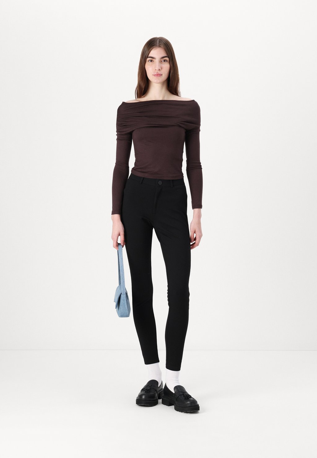 Леггинсы ONLMARCELLA ONLY, черный
Леггинсы ONLMARCELLA ONLY, черный