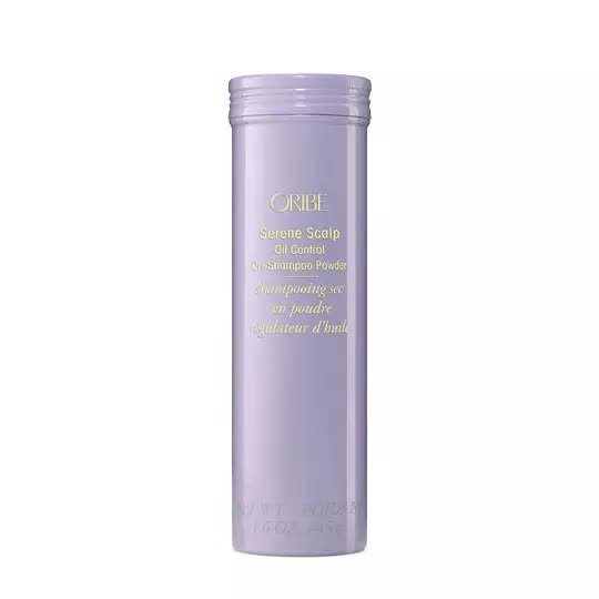 Сухой шампунь-пудра Oribe Serene Scalp Oil Control, сухой шампунь в виде пудры, уменьшает секрецию кожного сала, 45 г
Сухой шампунь-пудра Oribe Serene Scalp Oil Control, сухой шампунь в виде пудры, уменьшает секрецию кожного сала, 45 г