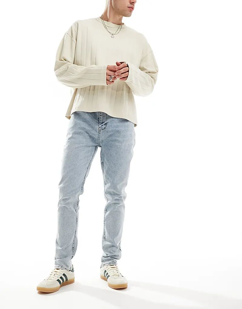 Облегающие джинсы светло-голубого цвета Hera
Облегающие джинсы светло-голубого цвета Hera