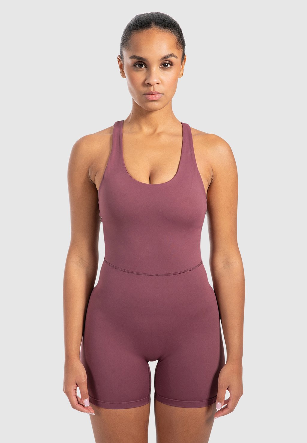 Спортивный костюм ILVA RACERBACK SHORT Smilodox, темно-фиолетовый
Спортивный костюм ILVA RACERBACK SHORT Smilodox, темно-фиолетовый