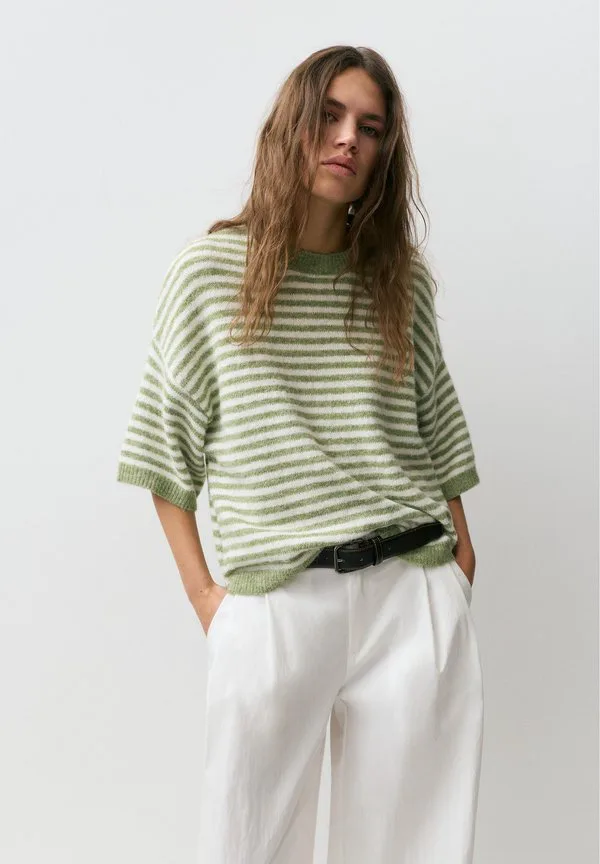 Полосатый свитер, базовая футболка Pull&Bear, Green, Зеленый, Полосатый свитер, базовая футболка Pull&Bear, Green
Полосатый свитер, базовая футболка Pull&Bear, Green, Зеленый, Полосатый свитер, базовая футболка Pull&Bear, Green
