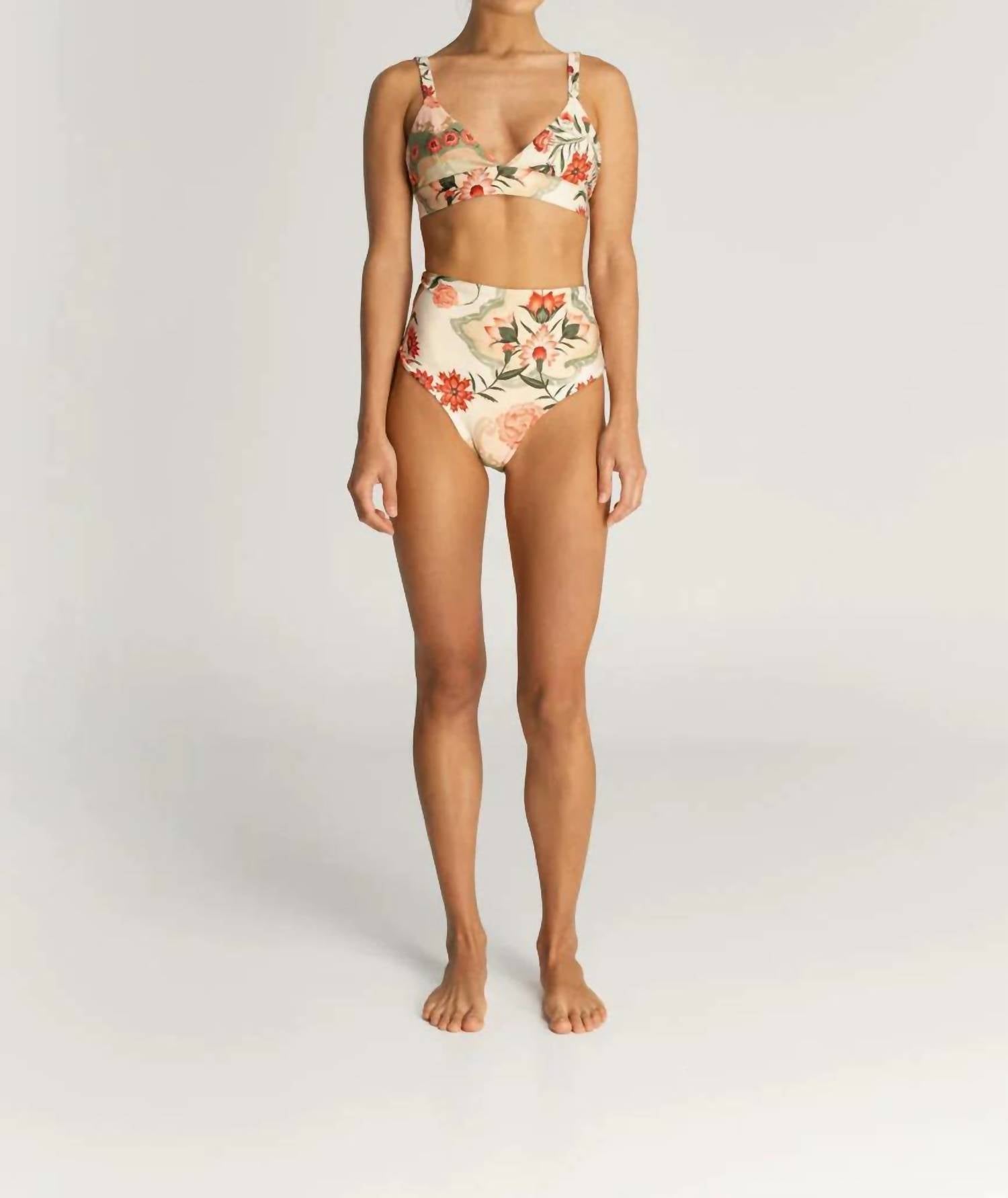 Купальник женский Encantadore, цвет tropico
Купальник женский Encantadore, цвет tropico