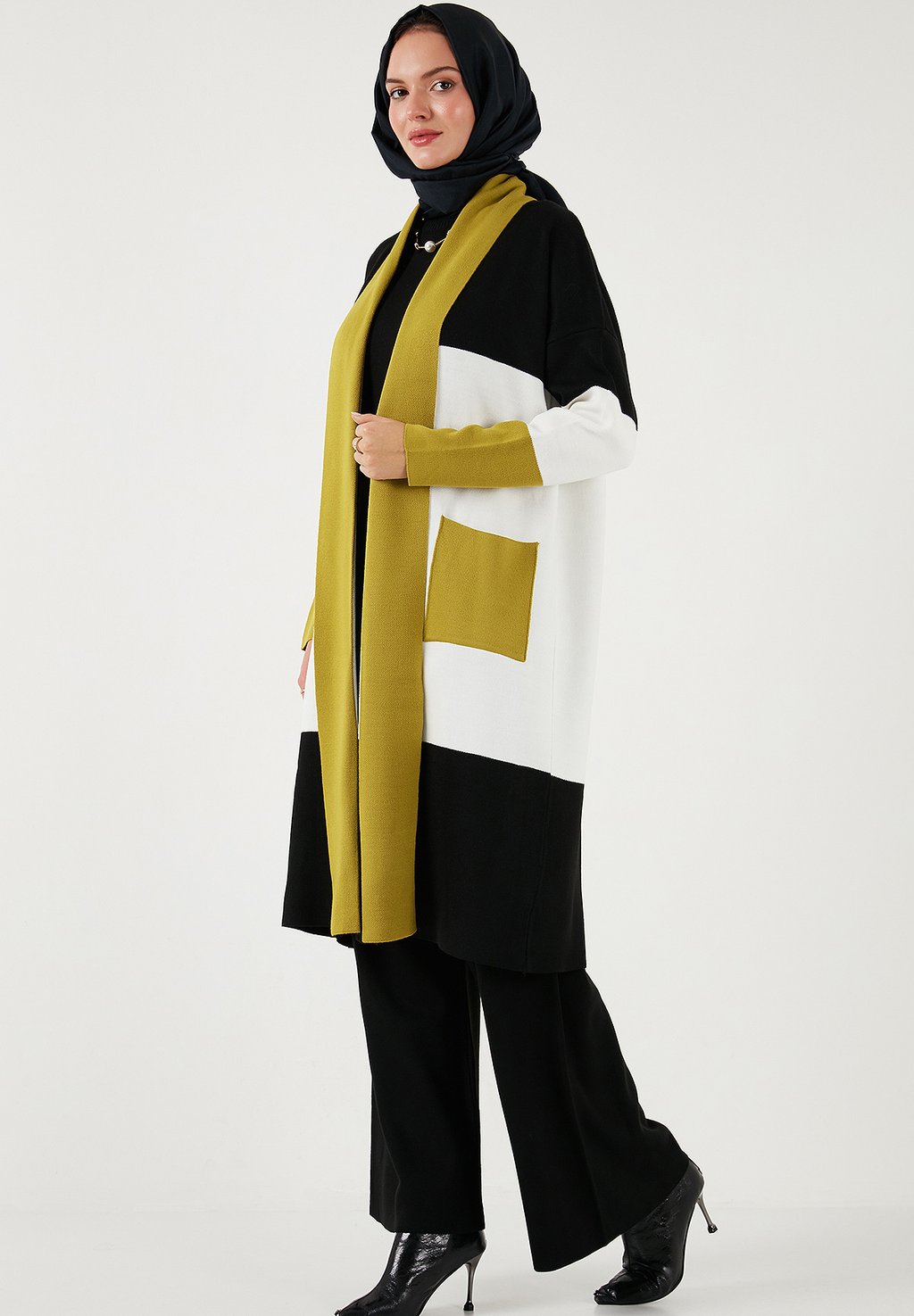 Кардиган LELA, оливковый
Кардиган LELA, оливковый