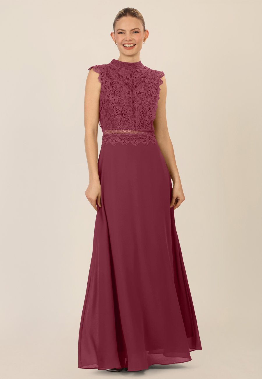 Платье Apart Occasion wear, Bordeauxrot/Bordeaux
Платье Apart Occasion wear, Bordeauxrot/Bordeaux