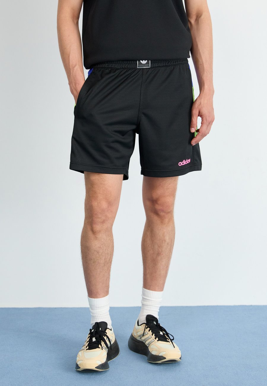 Шорты Adidas Originals Shorts, Black
Шорты Adidas Originals Shorts, Black