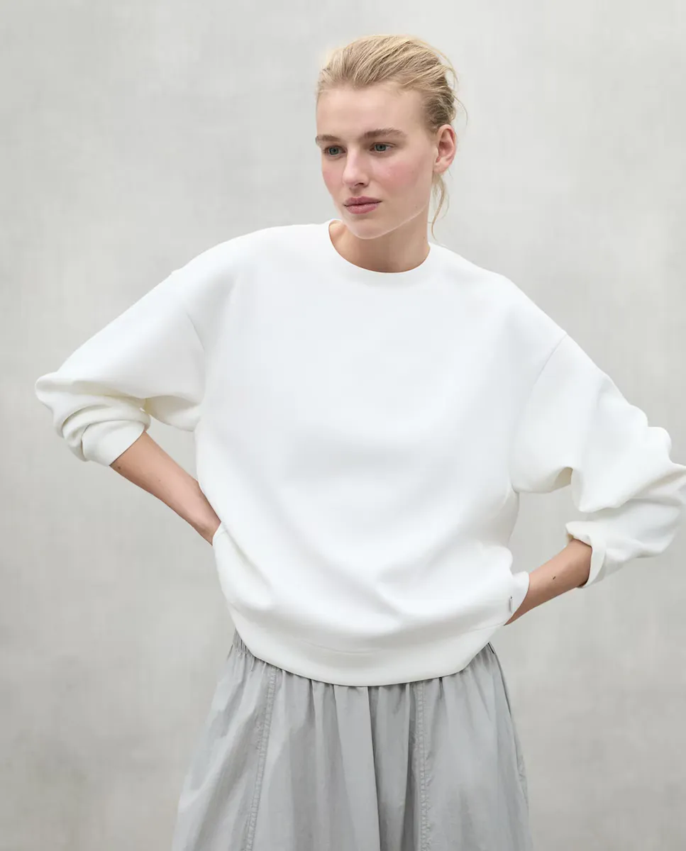 Женская оверсайз толстовка из неопрена Ecoalf, белый
Женская оверсайз толстовка из неопрена Ecoalf, белый