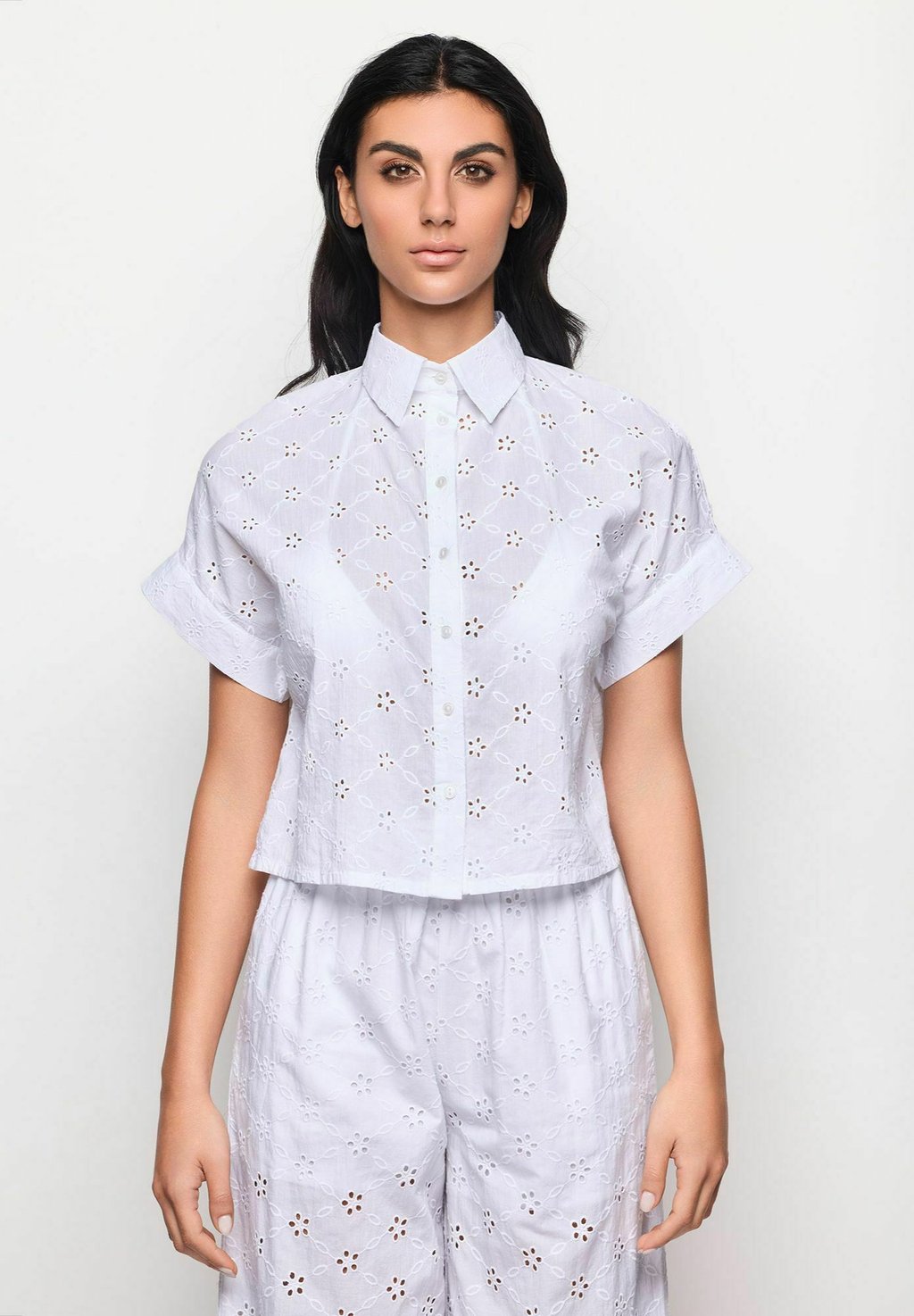 Блузка на пуговицах Yamamay, белый
Блузка на пуговицах Yamamay, белый