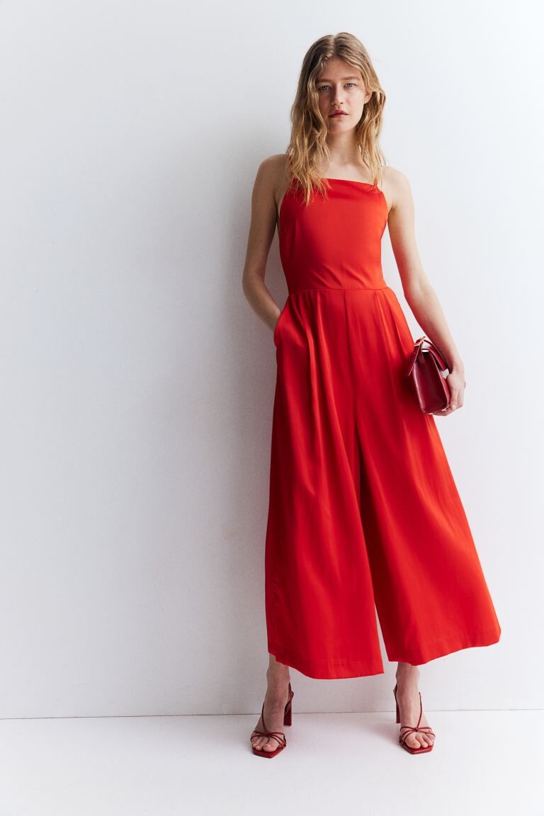 Комбинезон с открытой спиной H&M, красный
Комбинезон с открытой спиной H&M, красный