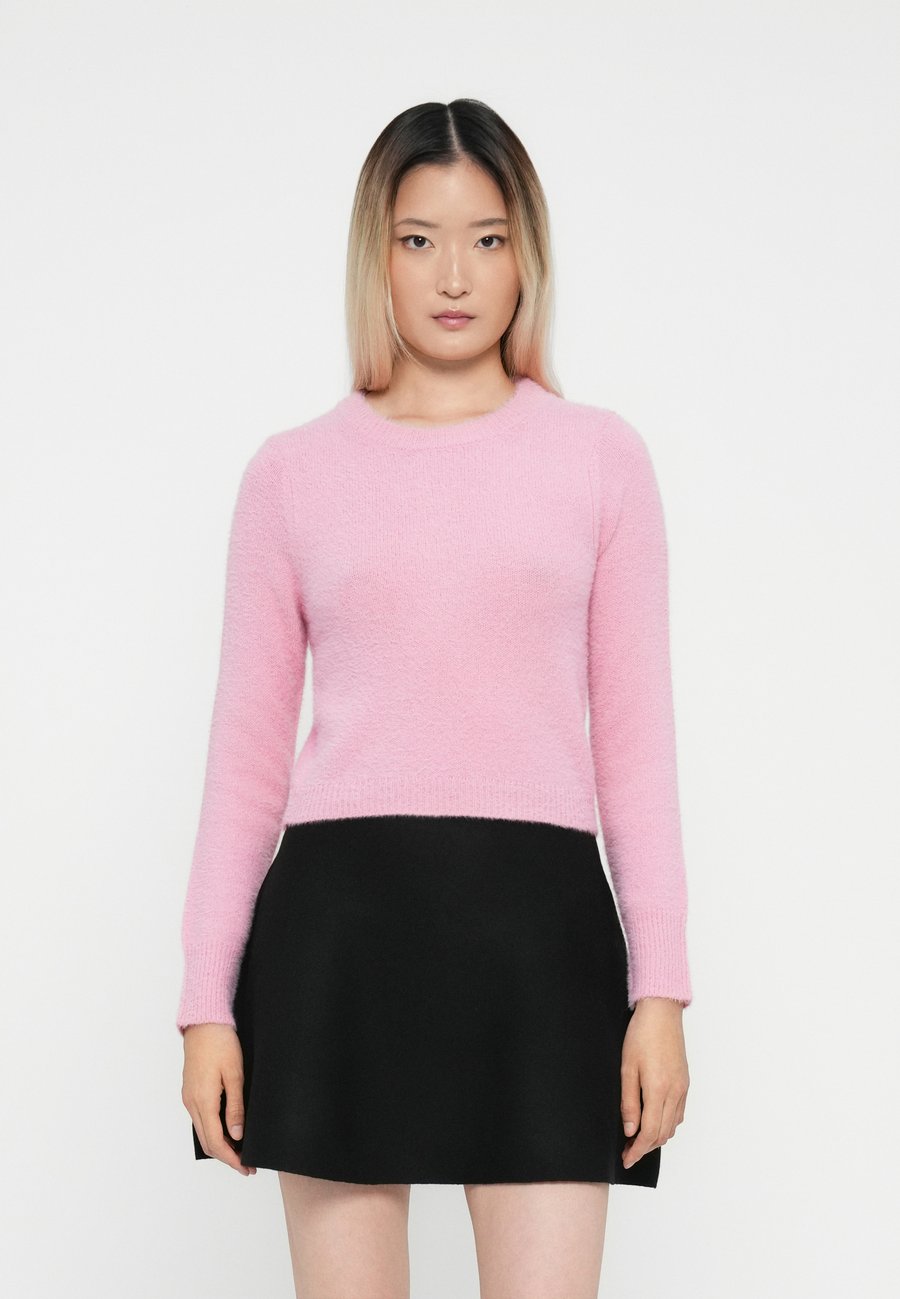 Джемпер ONLY ONLPETRA SHORT O NECK, Sea Pink/Pink
Джемпер ONLY ONLPETRA SHORT O NECK, Sea Pink/Pink
