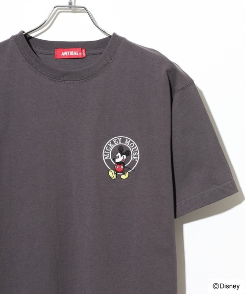 Футболка базового кроя ATELANE ANTIBAL Disney с вышивкой Микки Мауса, серый
Футболка базового кроя ATELANE ANTIBAL Disney с вышивкой Микки Мауса, серый