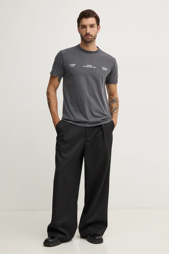 Хлопковая футболка Guess, серый
Хлопковая футболка Guess, серый