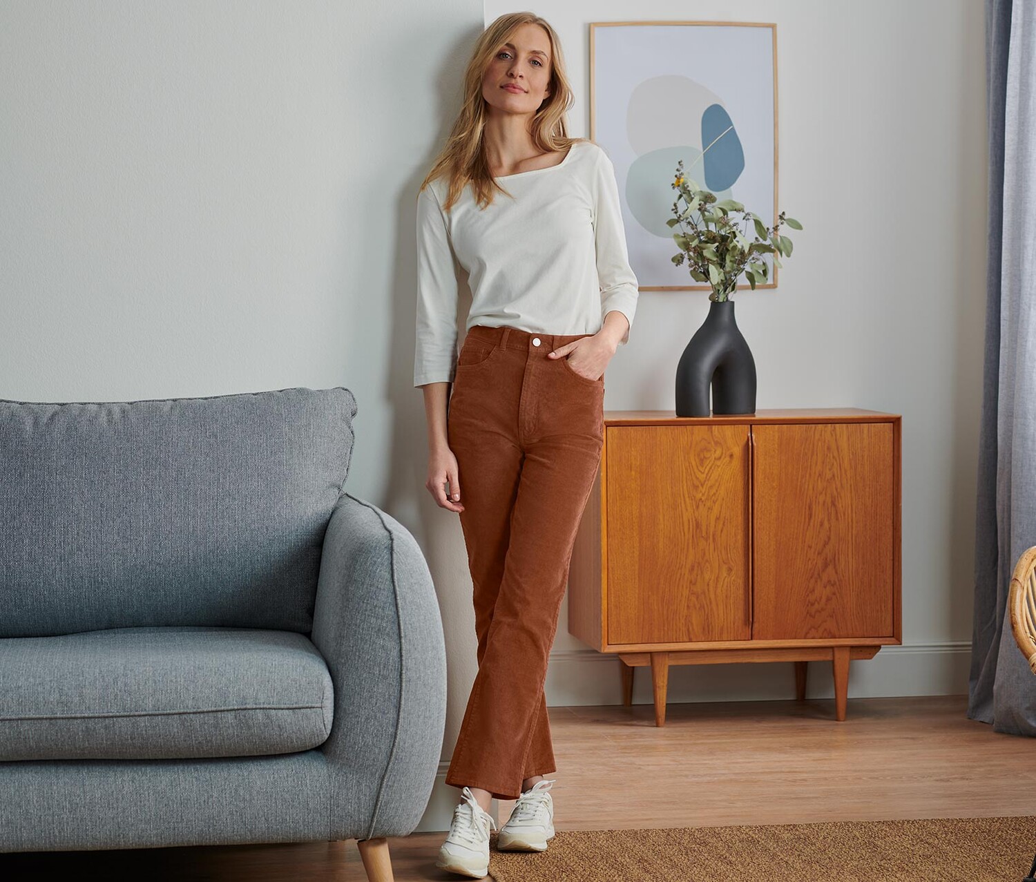 Расклешенные вельветовые брюки Tchibo, ржаво-коричневый
Расклешенные вельветовые брюки Tchibo, ржаво-коричневый