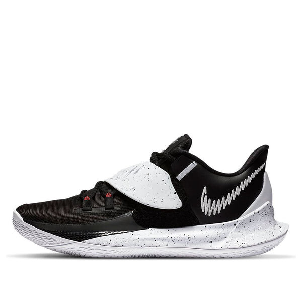 Кроссовки kyrie low 3 team Nike, черный
Кроссовки kyrie low 3 team Nike, черный
