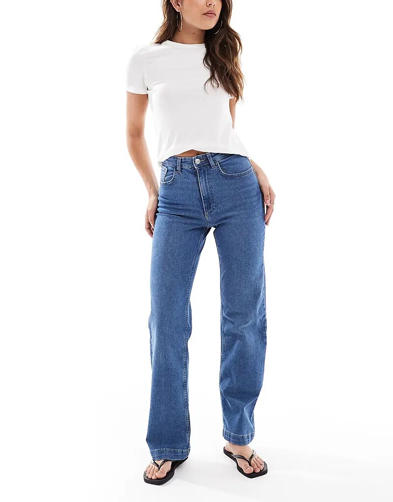 джинсы Mishy с высокой талией и широкими штанинами в средне-синем цвете
джинсы Mishy с высокой талией и широкими штанинами в средне-синем цвете