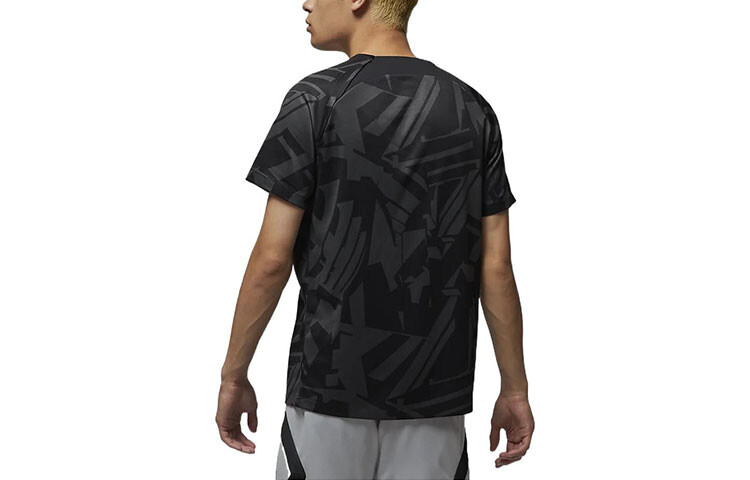 Футбольная майка мужская черная Nike, черный
Футбольная майка мужская черная Nike, черный