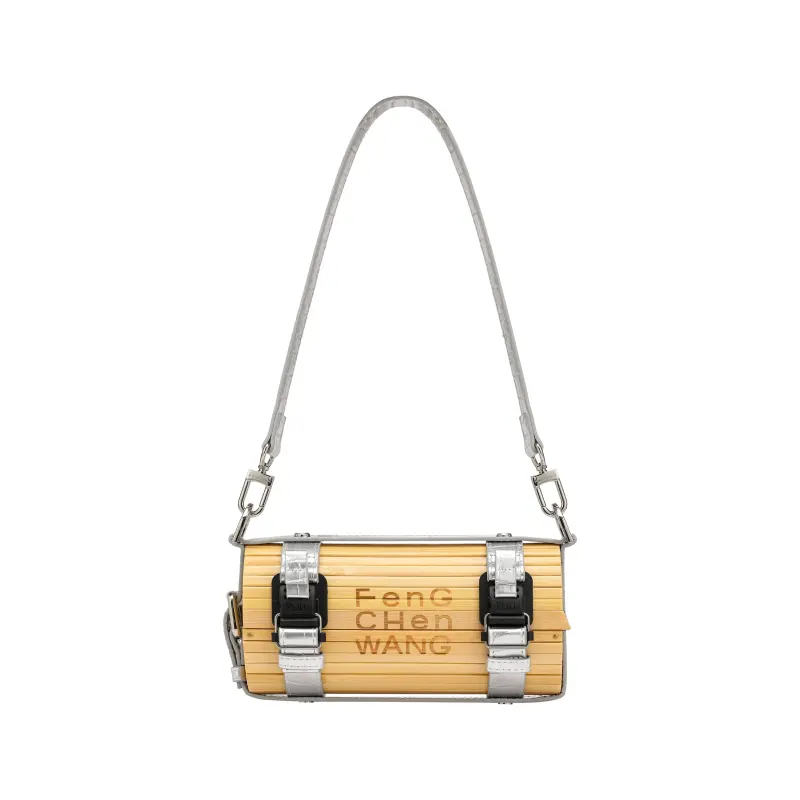 Feng Chen Wang Полиуретановая цилиндрическая сумка через плечо унисекс светло-розового цвета, Silver
Feng Chen Wang Полиуретановая цилиндрическая сумка через плечо унисекс светло-розового цвета, Silver