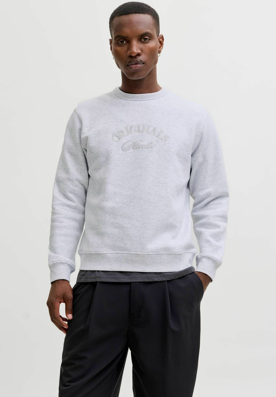 Толстовка Jack & Jones JORBLEECKER BRANDING CREW, Bright White/Off-White
Толстовка Jack & Jones JORBLEECKER BRANDING CREW, Bright White/Off-White