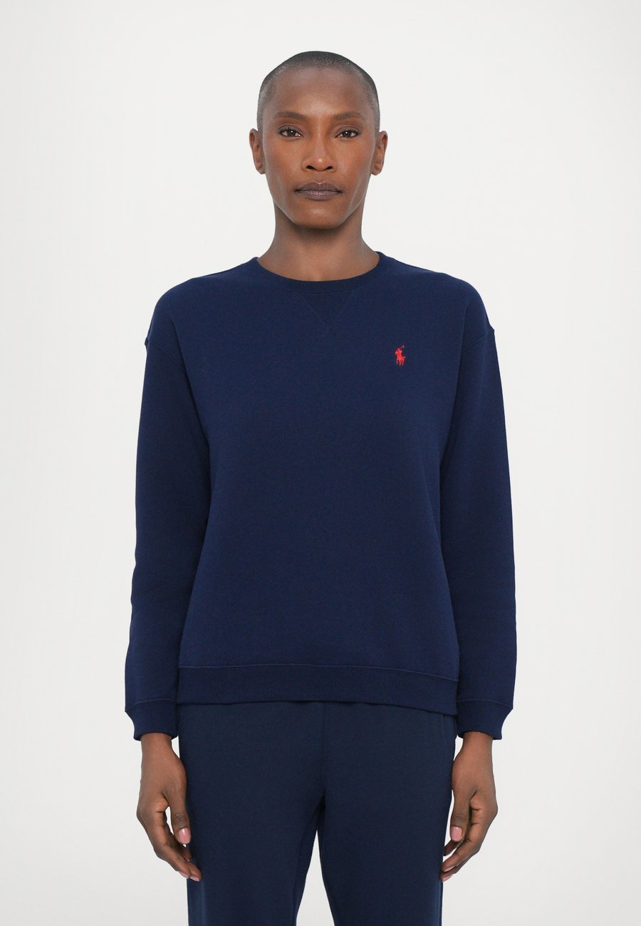 Толстовка Polo Ralph Lauren CREWNECK , Cruise Navy/Dark Blue
Толстовка Polo Ralph Lauren CREWNECK , Cruise Navy/Dark Blue