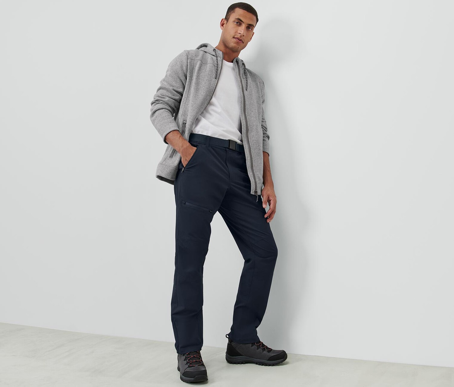 Уличные брюки Tchibo, темно-синий
Уличные брюки Tchibo, темно-синий