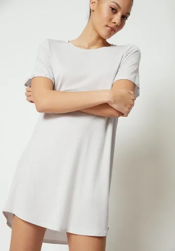 Узкая ночная рубашка "Night In Mix & Match" (1 шт.), в мелкую полоску Skiny, цвет Quietgrey Stripes
Узкая ночная рубашка "Night In Mix & Match" (1 шт.), в мелкую полоску Skiny, цвет Quietgrey Stripes