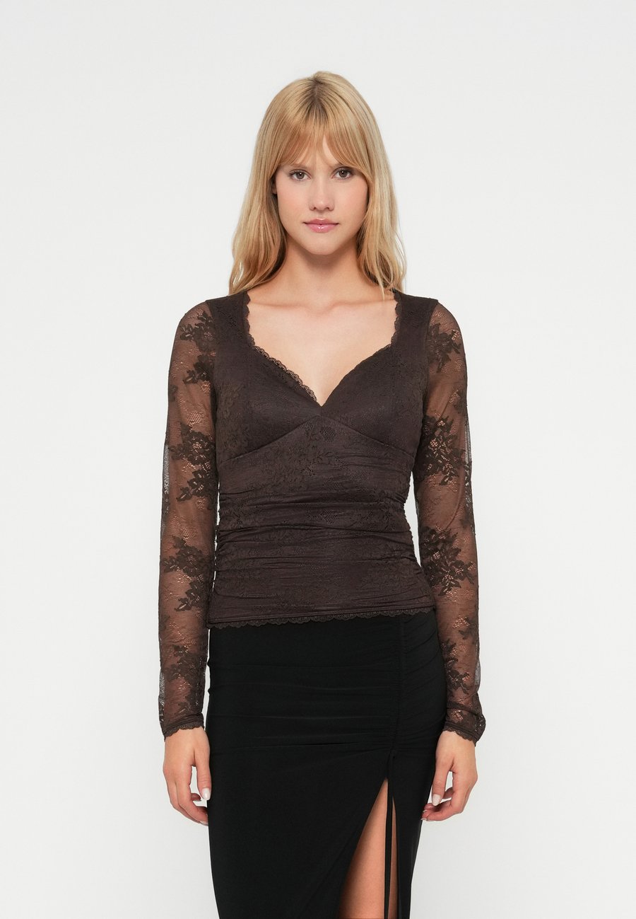 Топ Abercrombie & Fitch ZOE, Brown
Топ Abercrombie & Fitch ZOE, Brown