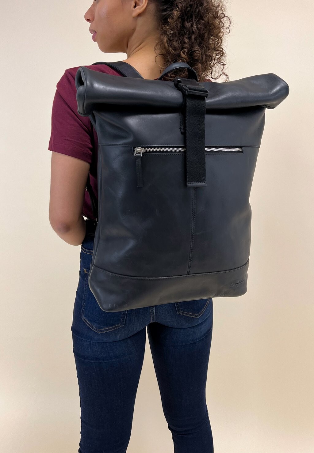 Рюкзак MATTIS Gusti Leder, цвет schwarz büffelleder
Рюкзак MATTIS Gusti Leder, цвет schwarz büffelleder