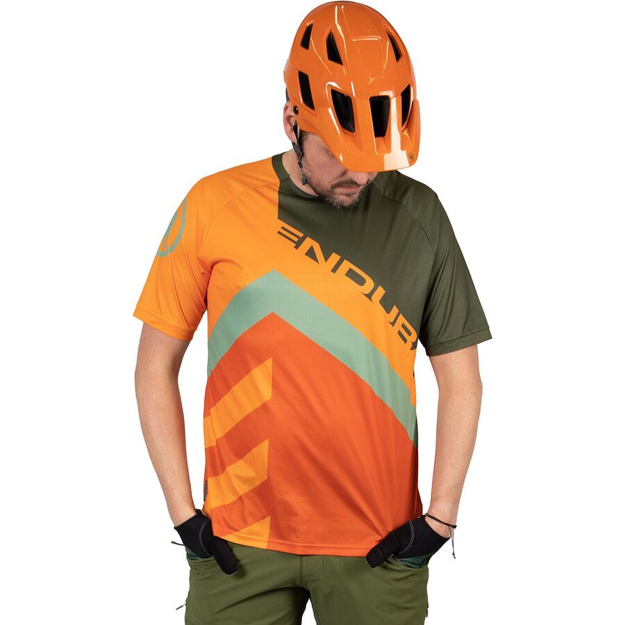 Футболка SingleTrack Print T-Shirt LTD - мужская Endura Endura, Olive Green
Футболка SingleTrack Print T-Shirt LTD - мужская Endura Endura, Olive Green