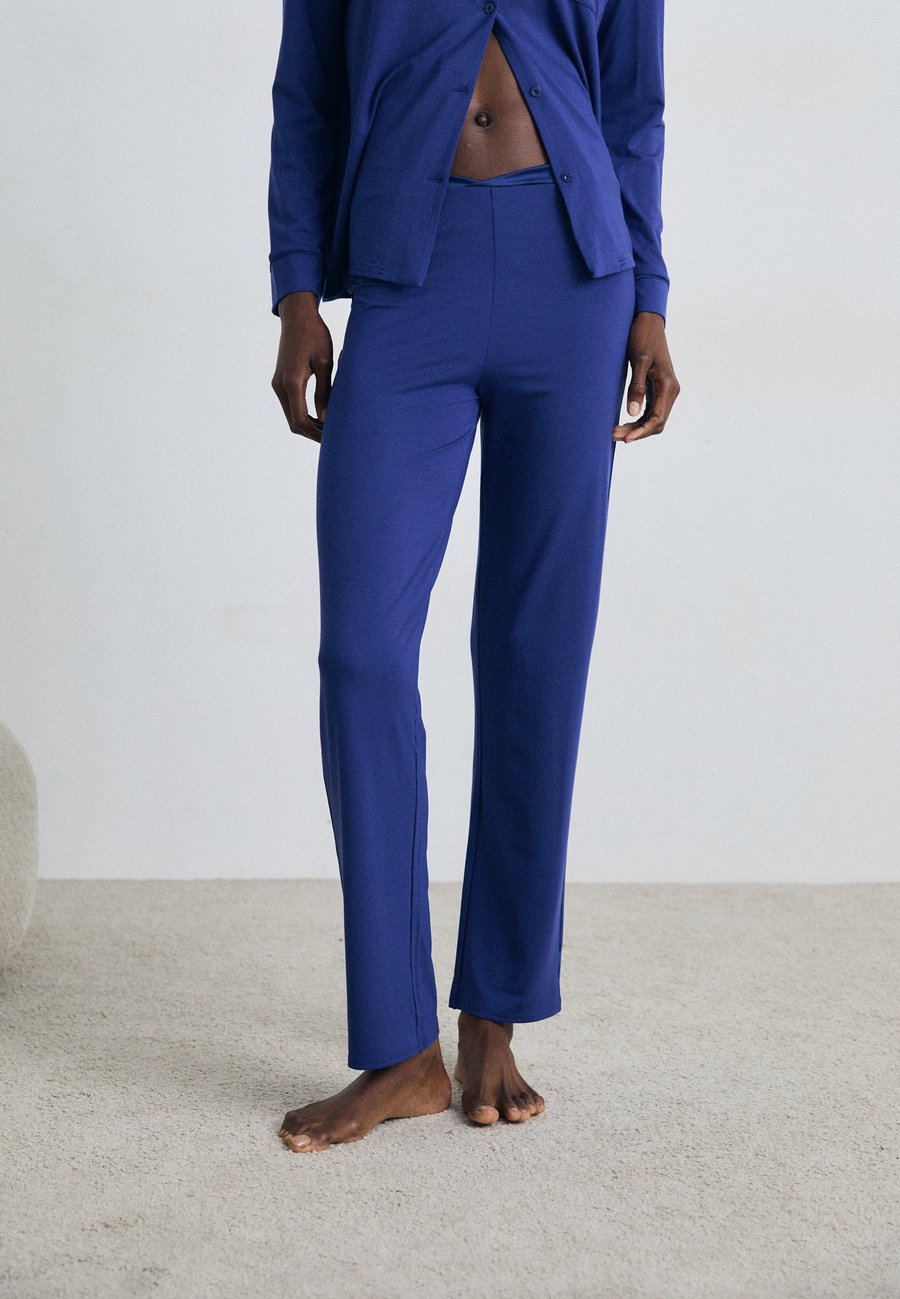 Пижамные брюки BOSS SHEEN PANTS, Aqua/Turquoise
Пижамные брюки BOSS SHEEN PANTS, Aqua/Turquoise