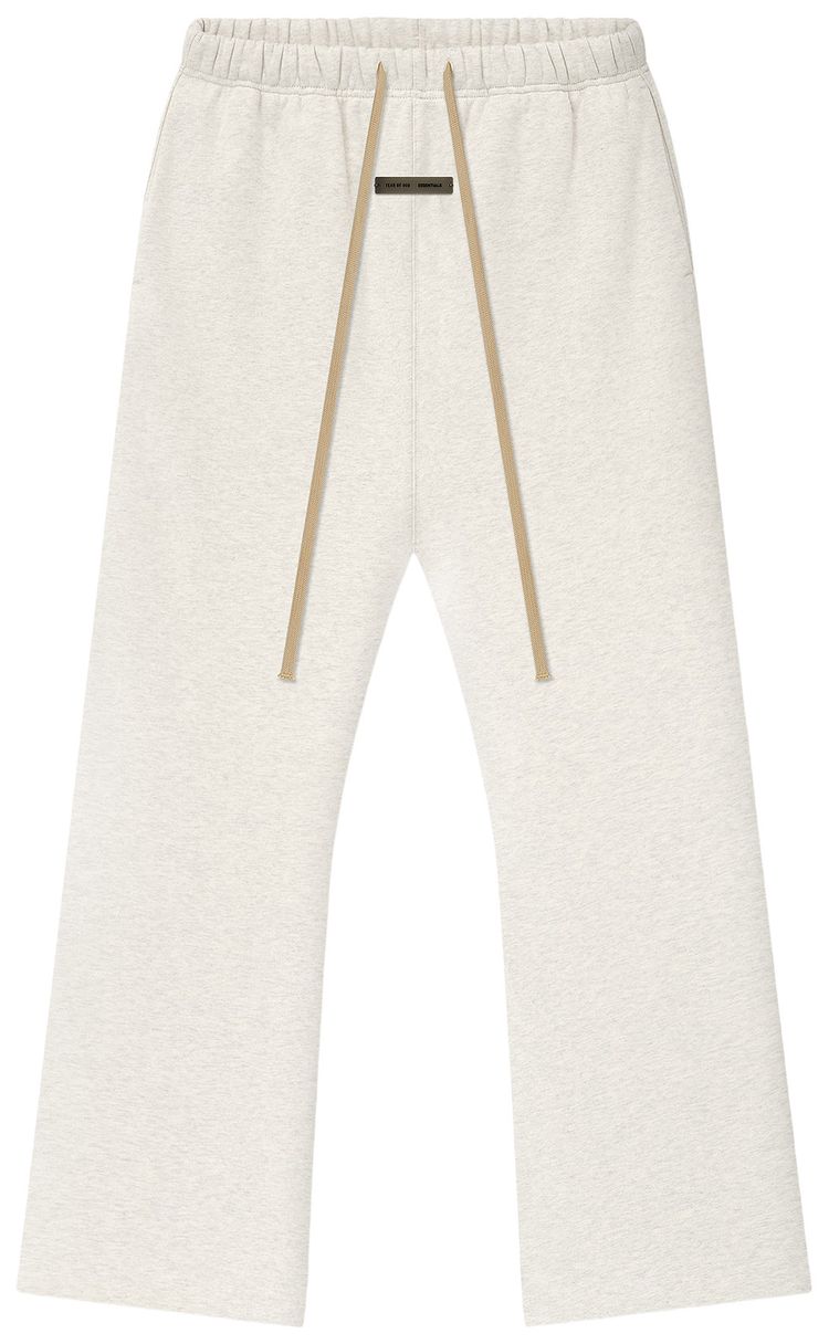 Спортивные штаны Fear of God Essentials Flare Sweatpant, белый
Спортивные штаны Fear of God Essentials Flare Sweatpant, белый