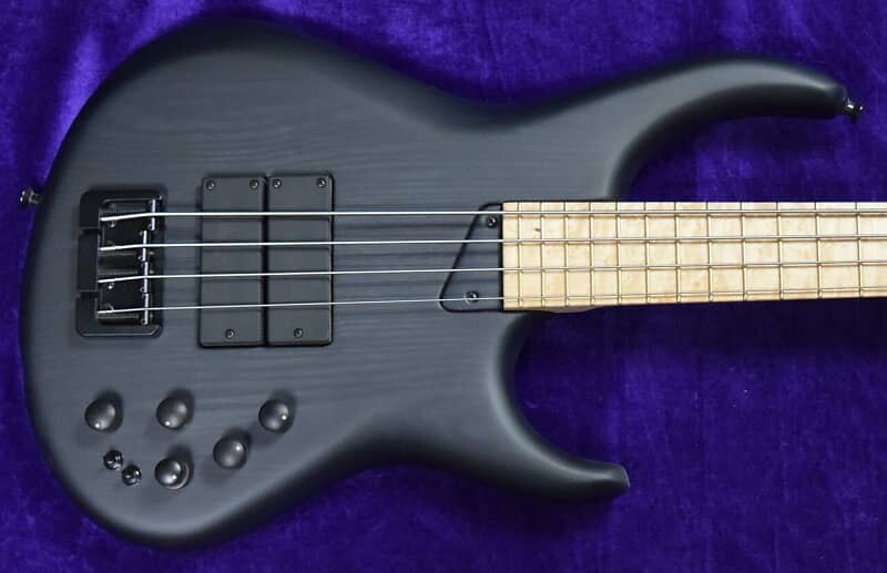 Басс гитара USA MTD Super 4, Trans Black w/ Birdseye Maple 
Басс гитара USA MTD Super 4, Trans Black w/ Birdseye Maple