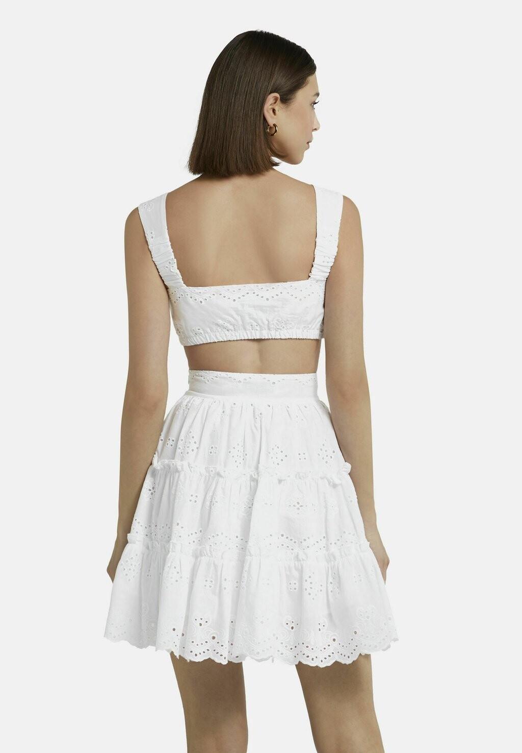 Топ GALINAWA Nicowa, белый
Топ GALINAWA Nicowa, белый