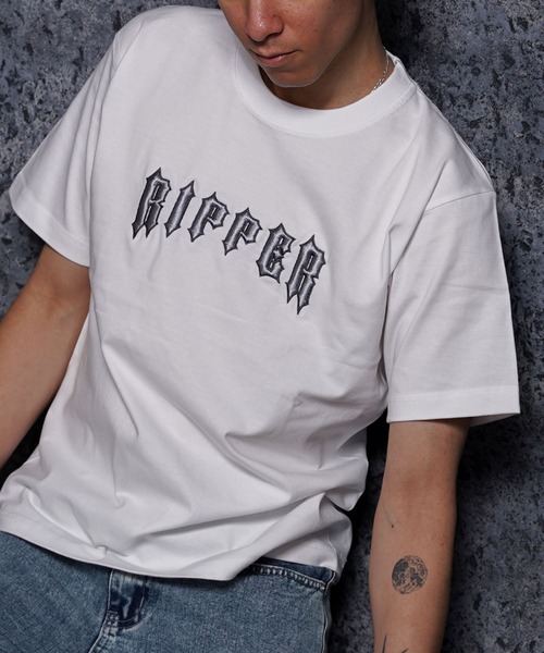 Футболка с коротким рукавом, с вышивкой, бренд Ripper, белый
Футболка с коротким рукавом, с вышивкой, бренд Ripper, белый