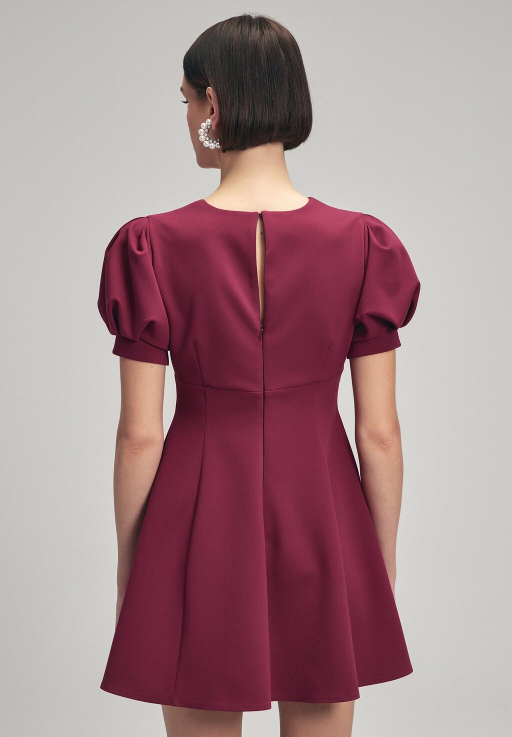 Дневное платье V NECK MINI adL, фиолетовый
Дневное платье V NECK MINI adL, фиолетовый