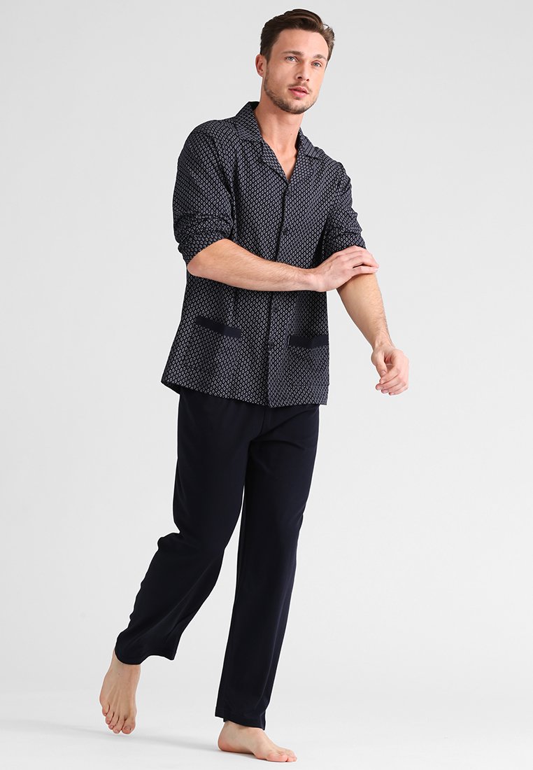 Пижамный комплект Götzburg, темно-синий
Пижамный комплект Götzburg, темно-синий