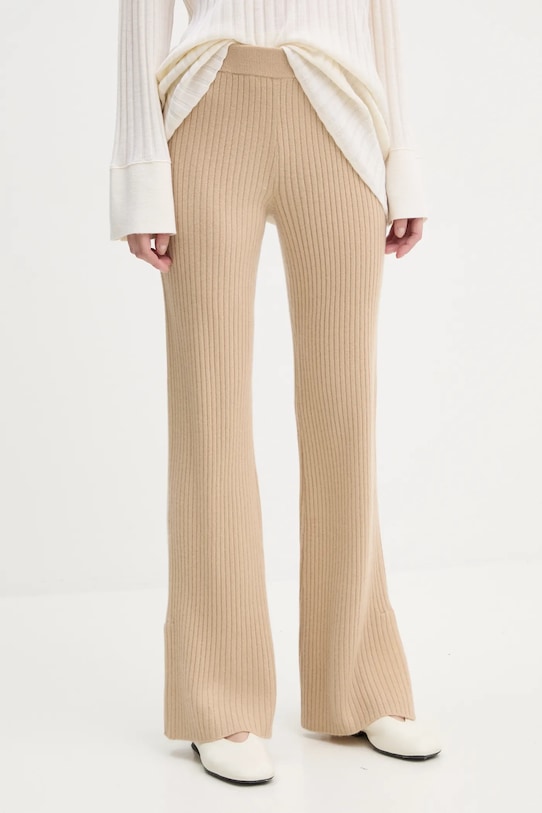 Спортивные брюки кашемировые From Future, бежевый
Спортивные брюки кашемировые From Future, бежевый