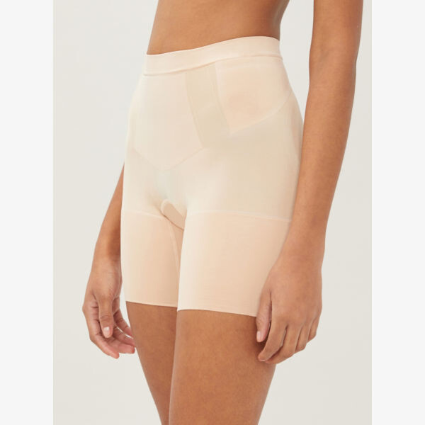 Шорты OnCore из эластичного джерси с высокой посадкой и длиной до середины бедра Spanx, цвет soft nude
Шорты OnCore из эластичного джерси с высокой посадкой и длиной до середины бедра Spanx, цвет soft nude